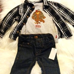 Jeans, long sleeve shirt